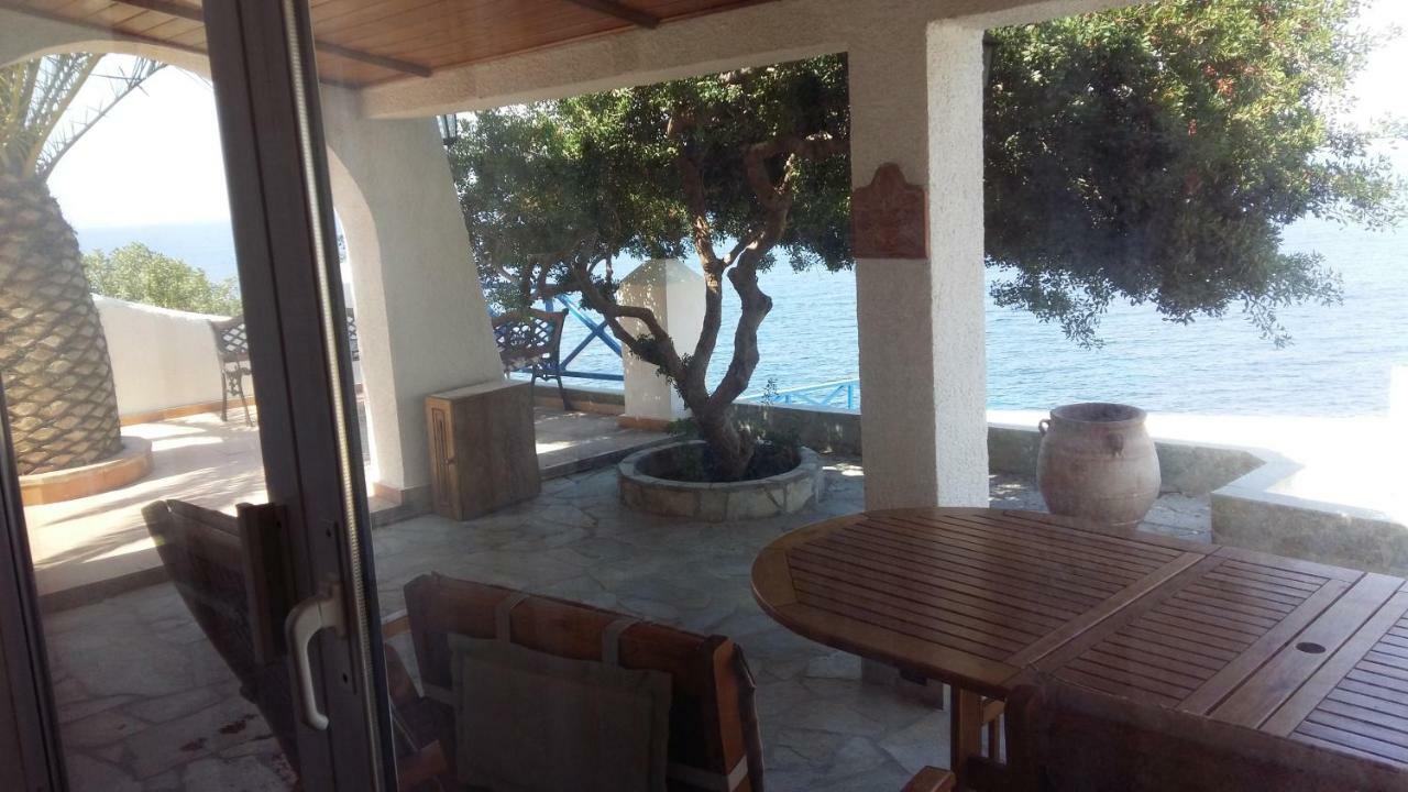 Απέραντο Γαλάζιο Βίλα Σουβάλα Εξωτερικό φωτογραφία