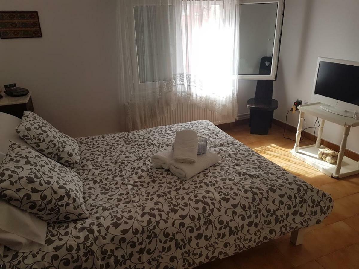 Απέραντο Γαλάζιο Βίλα Σουβάλα Εξωτερικό φωτογραφία